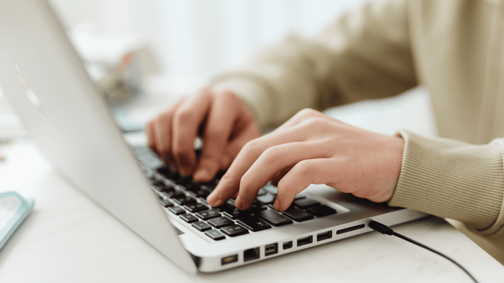 AEO vs Pay-Per-Click Advertising