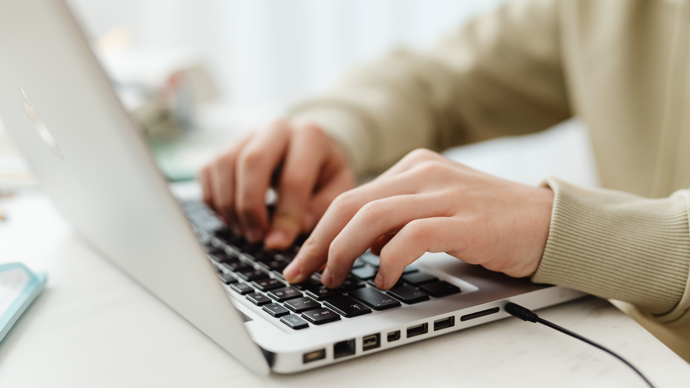 AEO vs Pay-Per-Click Advertising